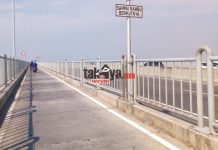 Takut ke Madura, Sopir Taxi Online Turunkan Kasatlantas Jembatan Suramadu